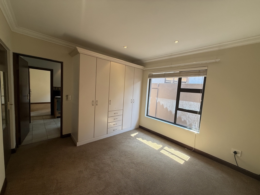 4 Bedroom Property for Sale in Pecanwood Estate North West